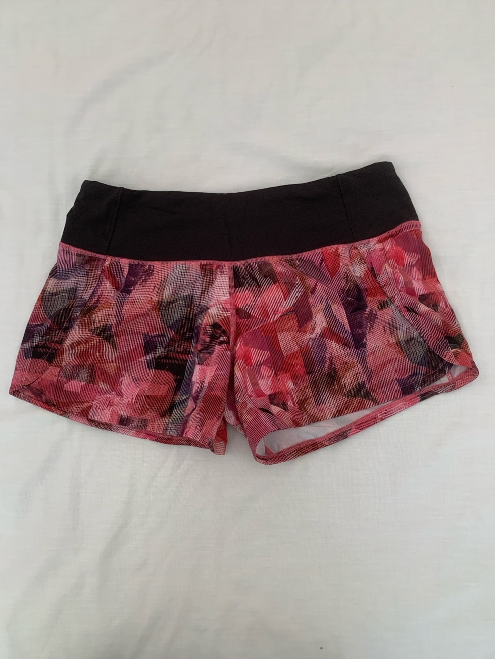 Lululemon Run Times Short II 4" Sun Dazed Multi Pink EUC Activewear Size 4